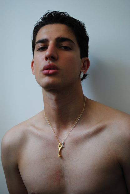 The Unfolding Necklace
